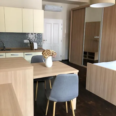 Apartman Rezidence U Kamenneho Mostu